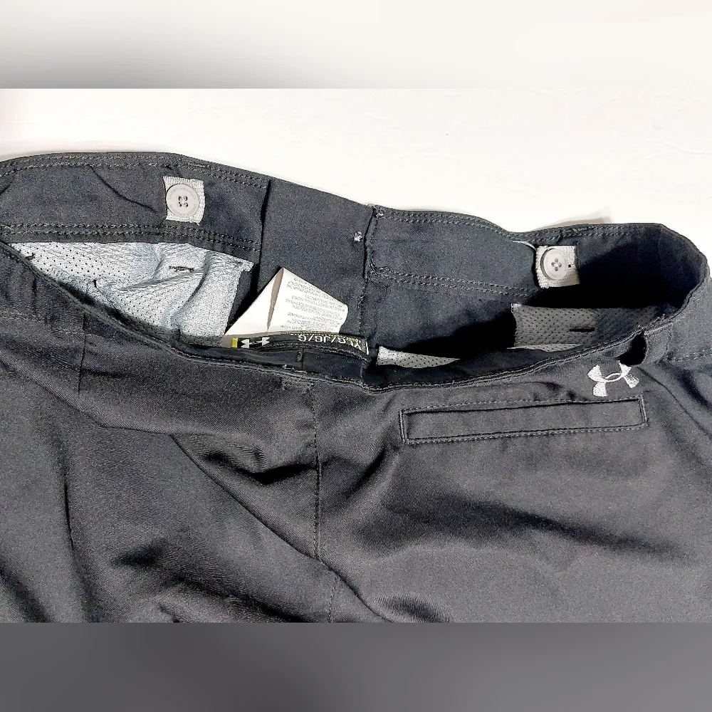 Black Youth Large Under‎ Armour Shorts Adjustable Waist Band